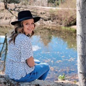 Meet your Posher, Michaela